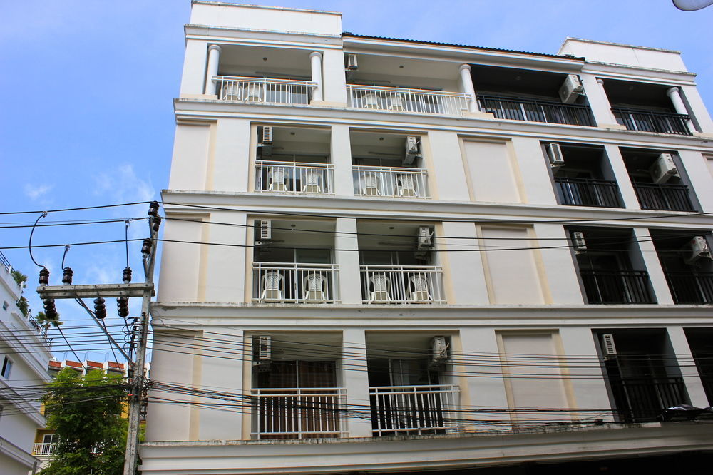 Holiday Home Patong Exterior photo
