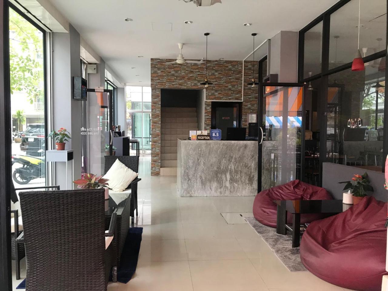 Holiday Home Patong Exterior photo
