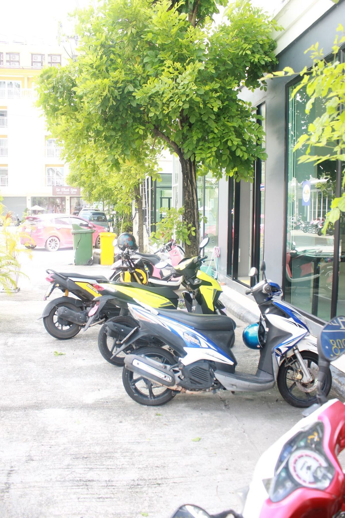 Holiday Home Patong Exterior photo